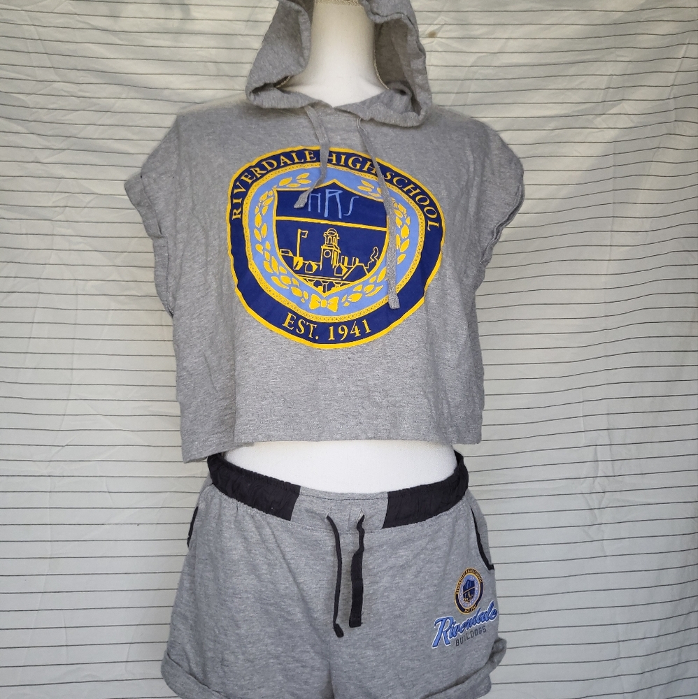 Riverdale lougeware set